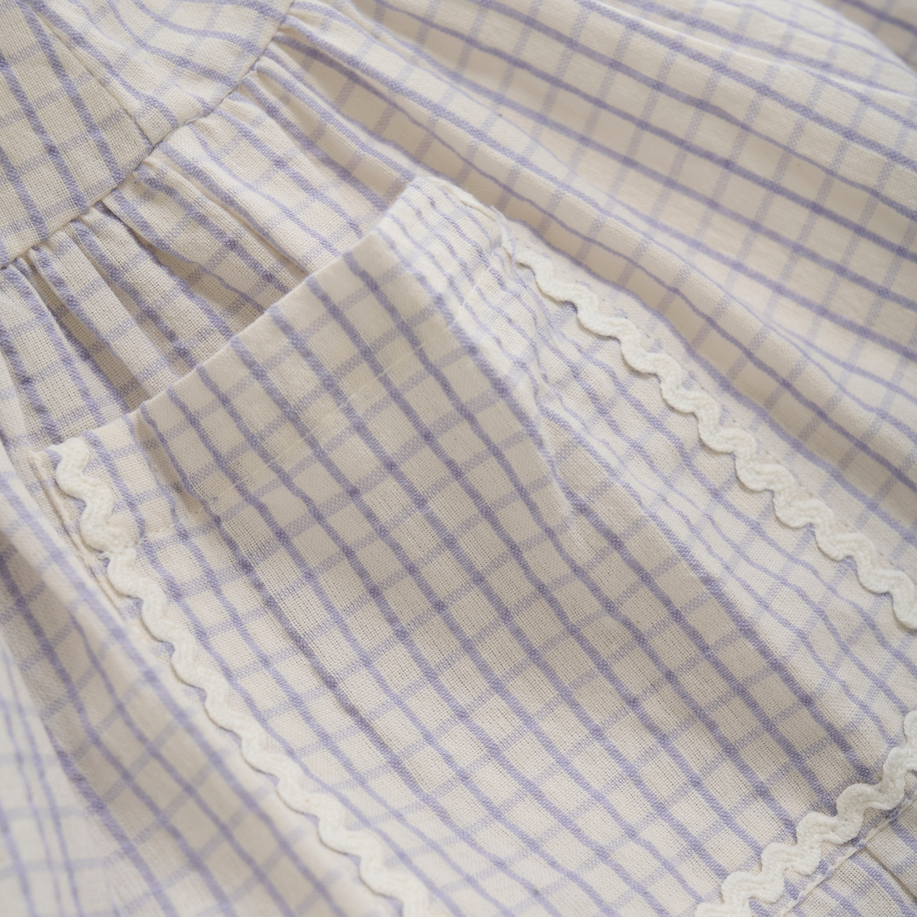 En Fant Dress Check - Eggnog detail