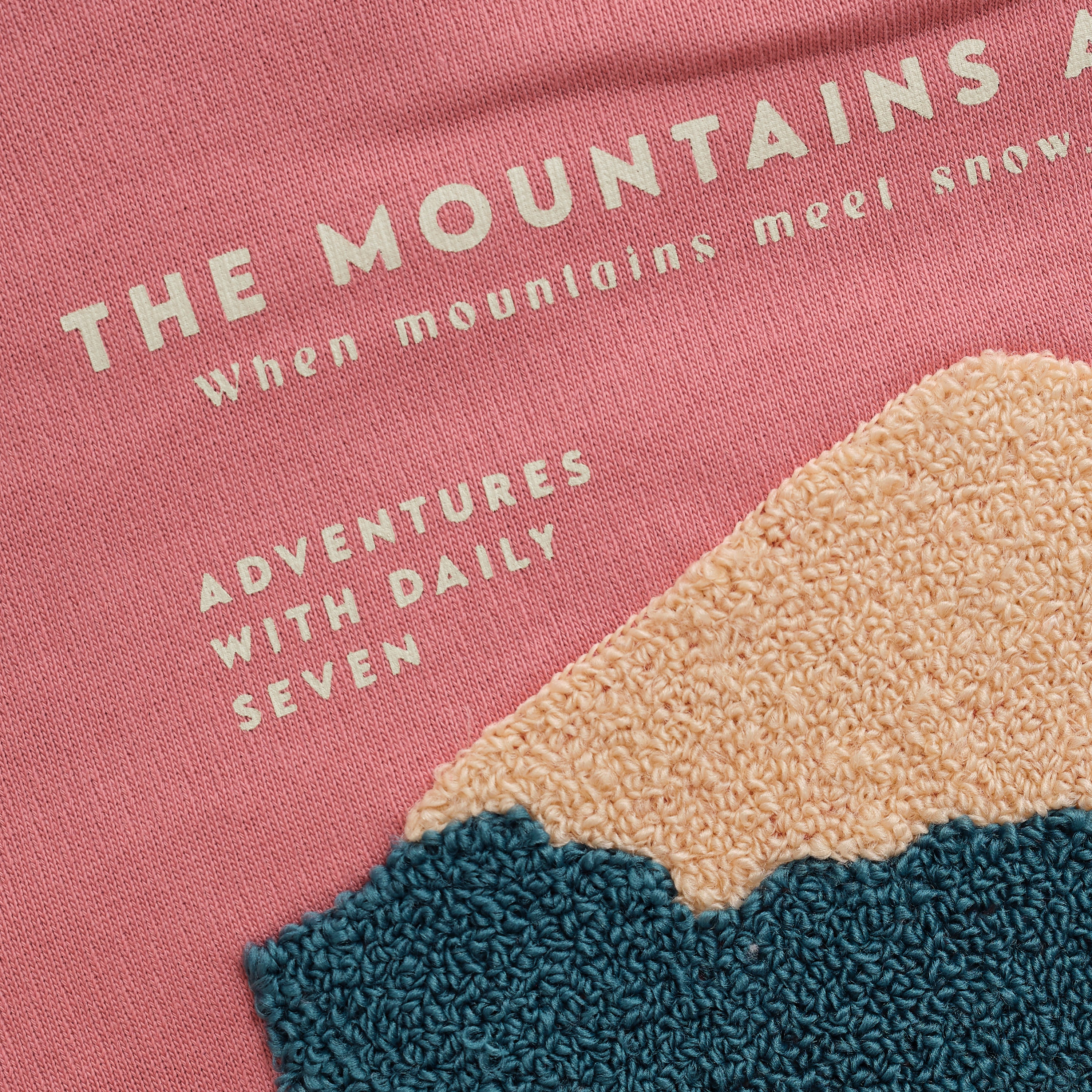 DAILY7 Oversized Sweater Backprint - Coral Clay detail