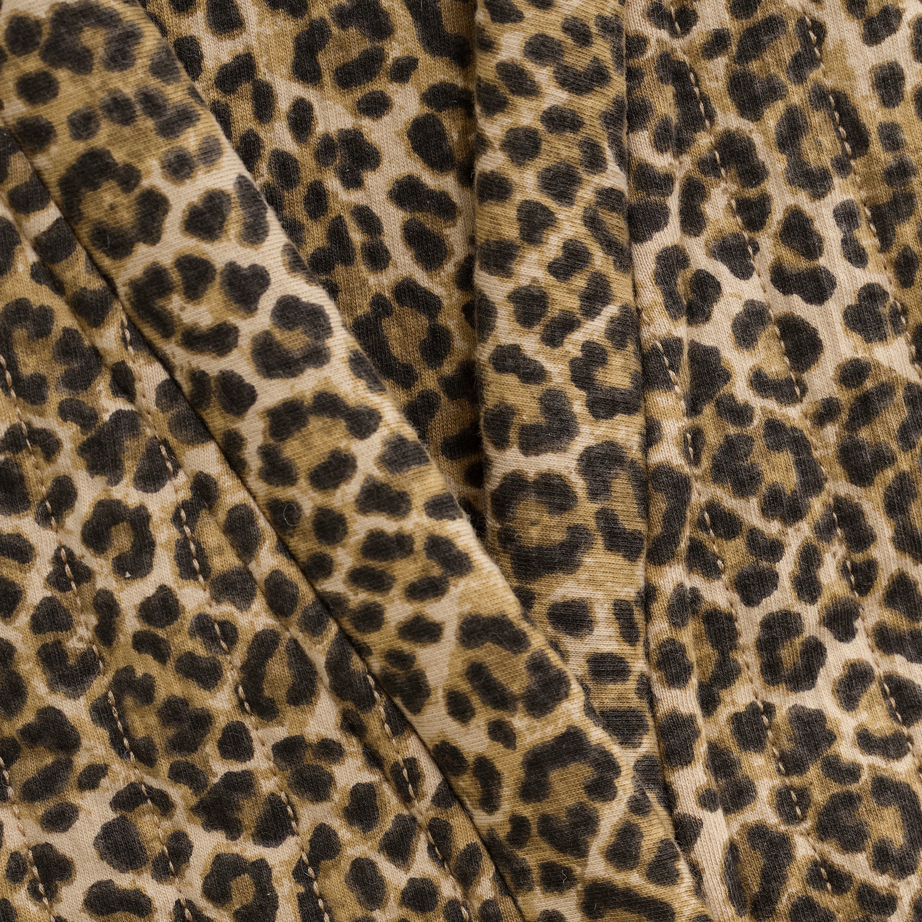 DAILY7 Padded Animal Gilet detail