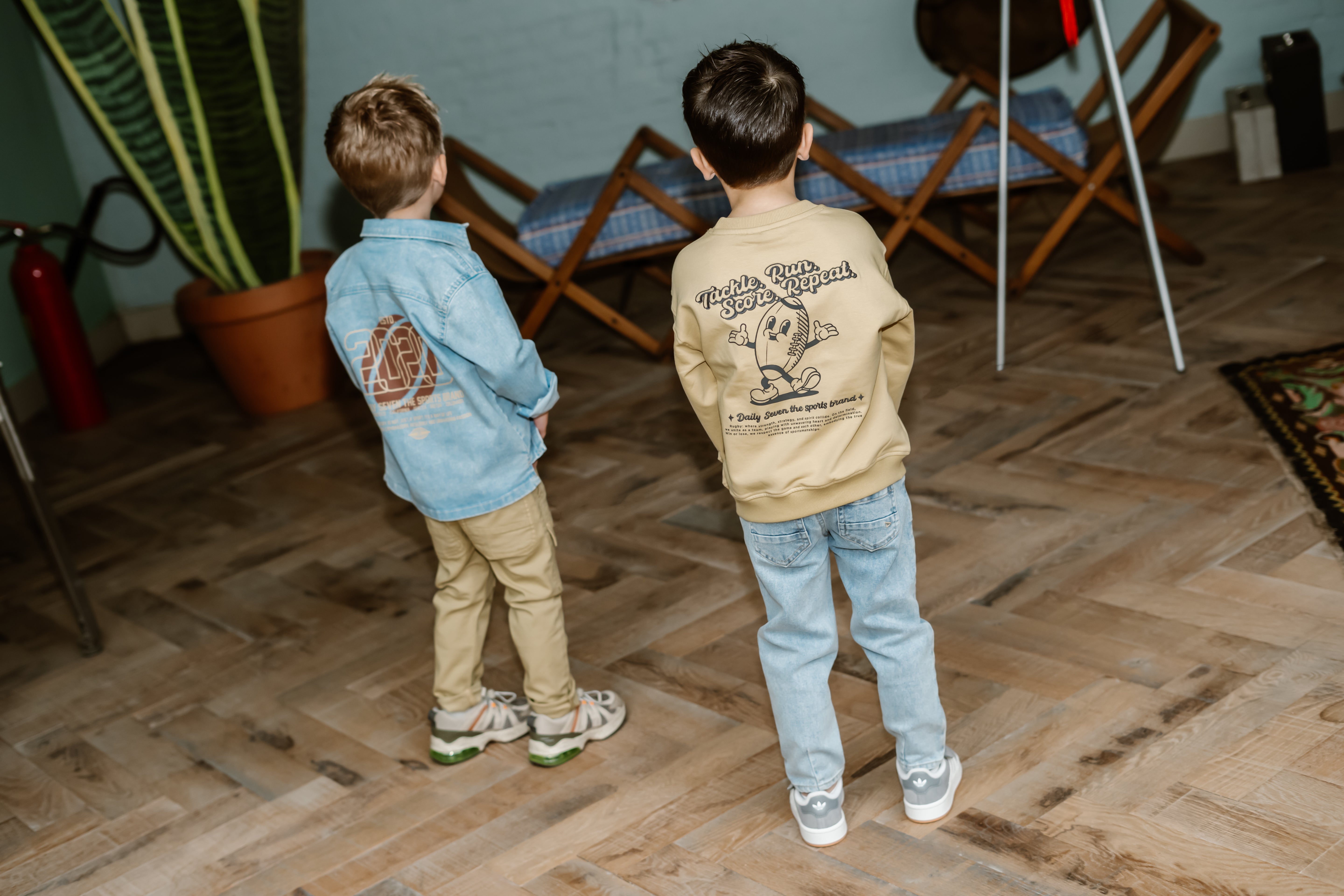 DAILY7 Denim Shirt Backprint - Denim