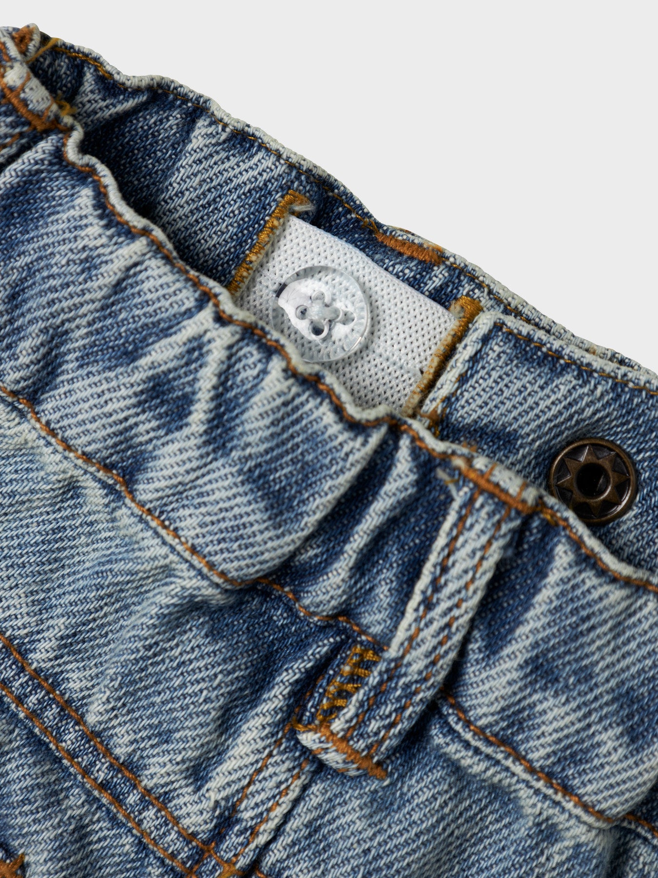 Lil' Atelier Tapered Jeans 4016-CJ detail