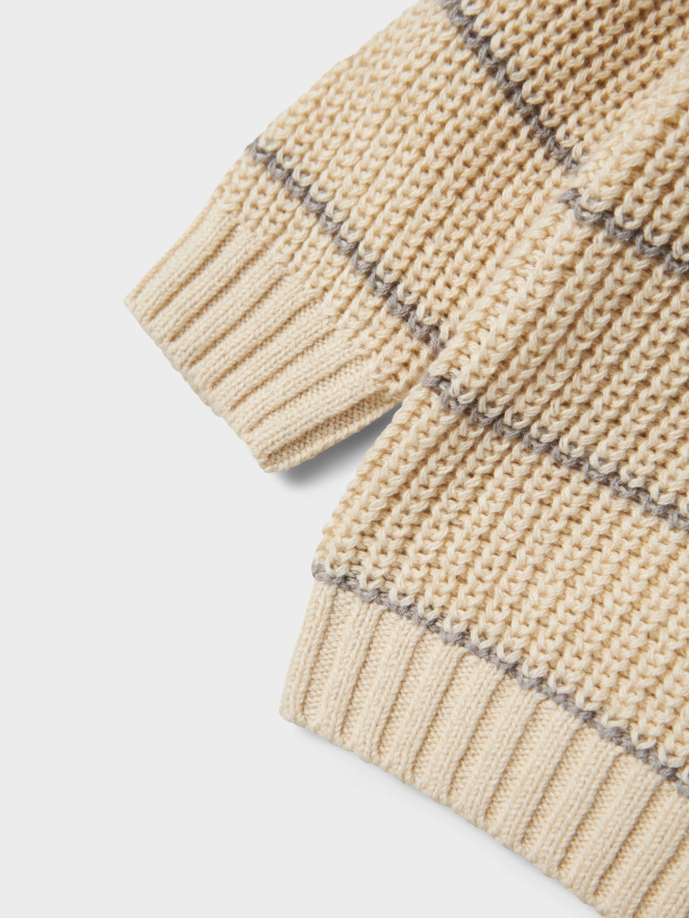 Lil' Atelier LS Knit Stripe - Turteldove detail