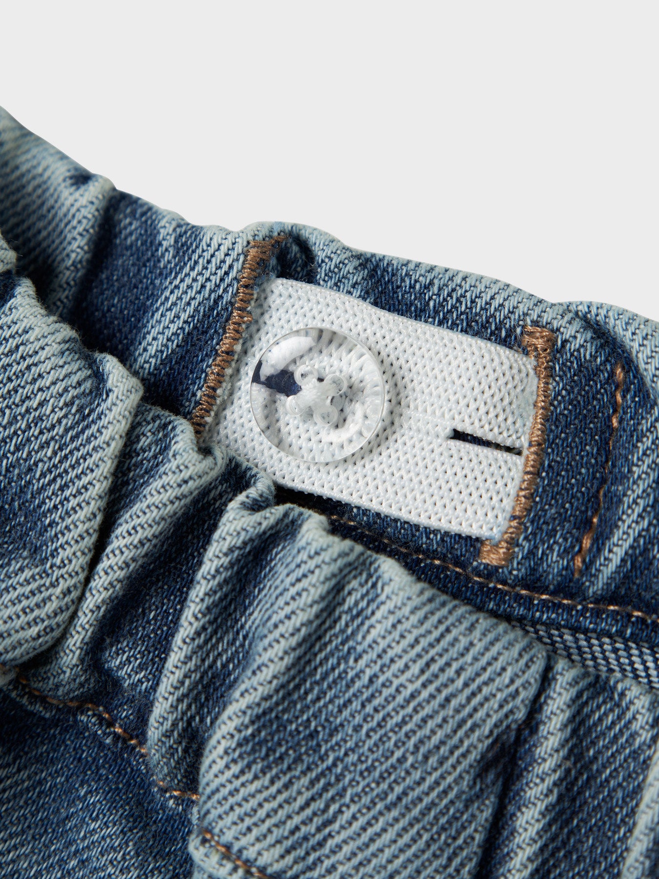 Lil' Atelier NBaggy Jeans 4365-SE detail