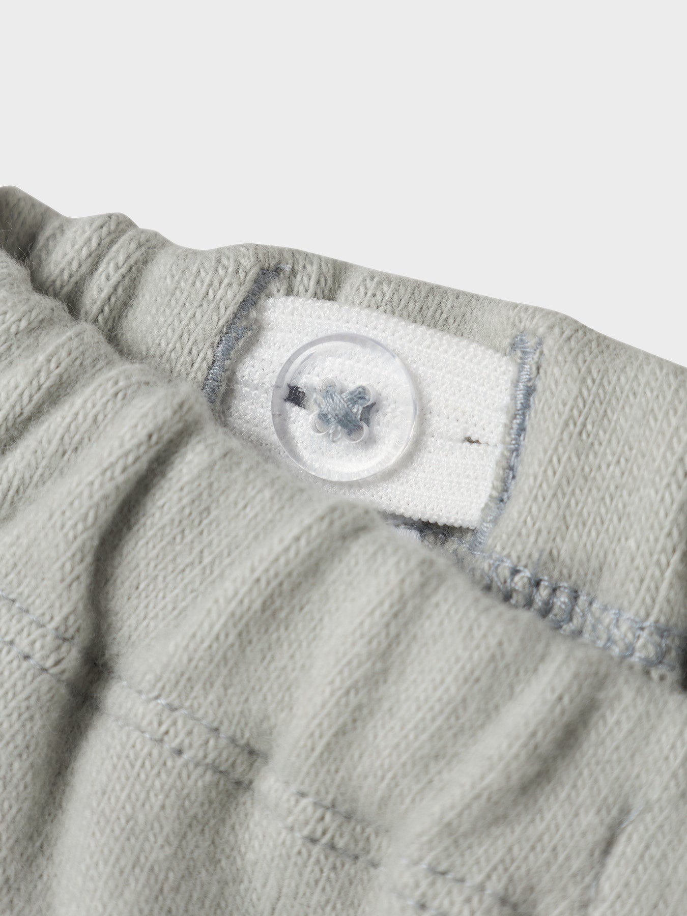 Lil' Atelier Leo Loose Pant - Pigeon detail