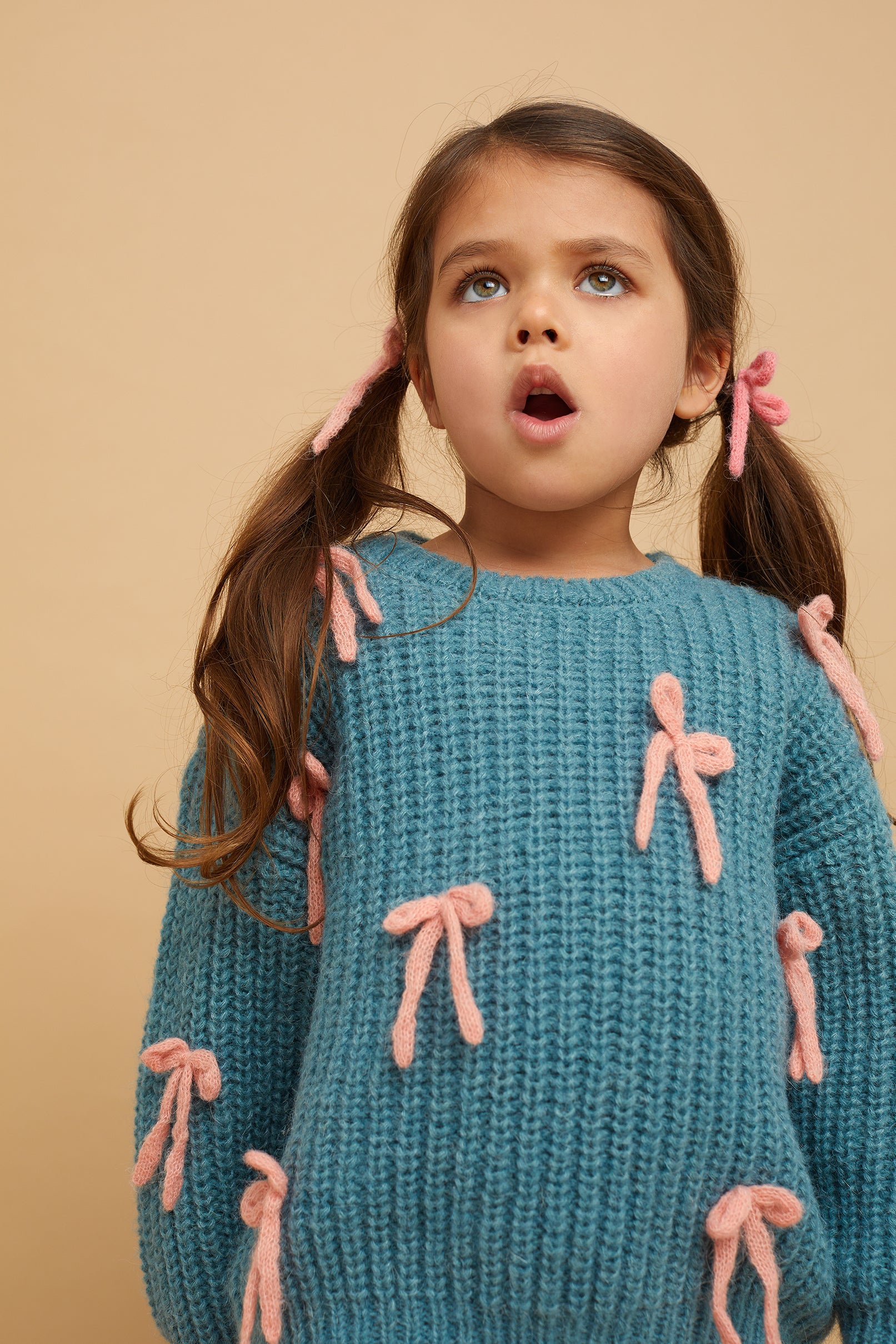 Sproet & Sprout Girls Sweater Bows Sfeerfoto Aan
