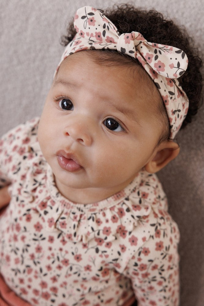 Feetje Romper Rib AOP - Woodland Bloom Sfeerfoto