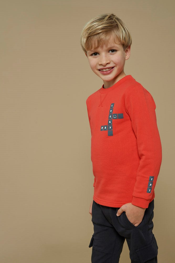 Sturdy Longsleeve - Couch Club Sfeerfoto Longsleeve Aan