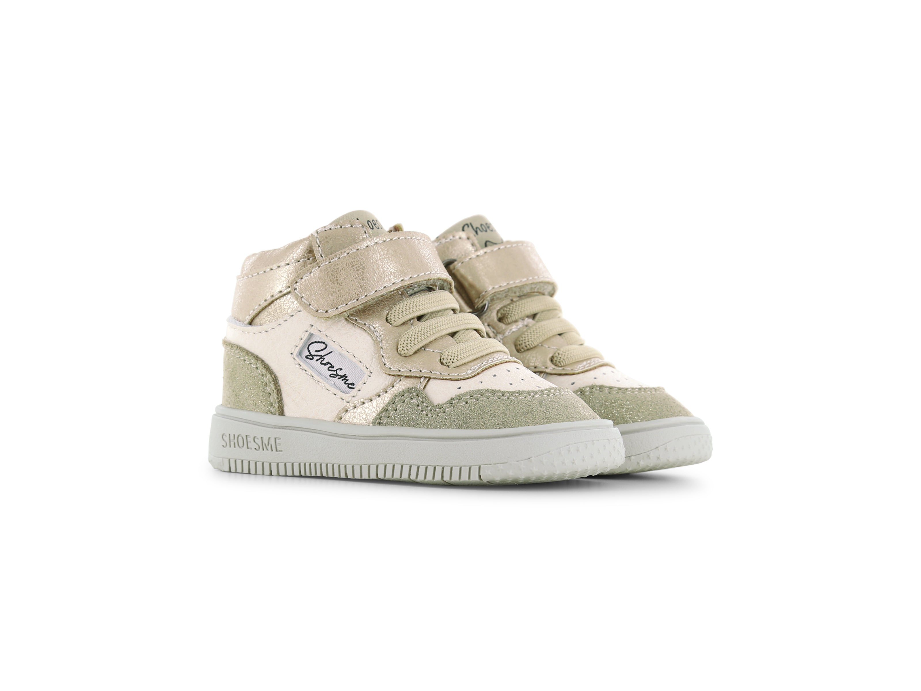 Shoesme Beige-Goud Basket Sneakertje aanzicht paar