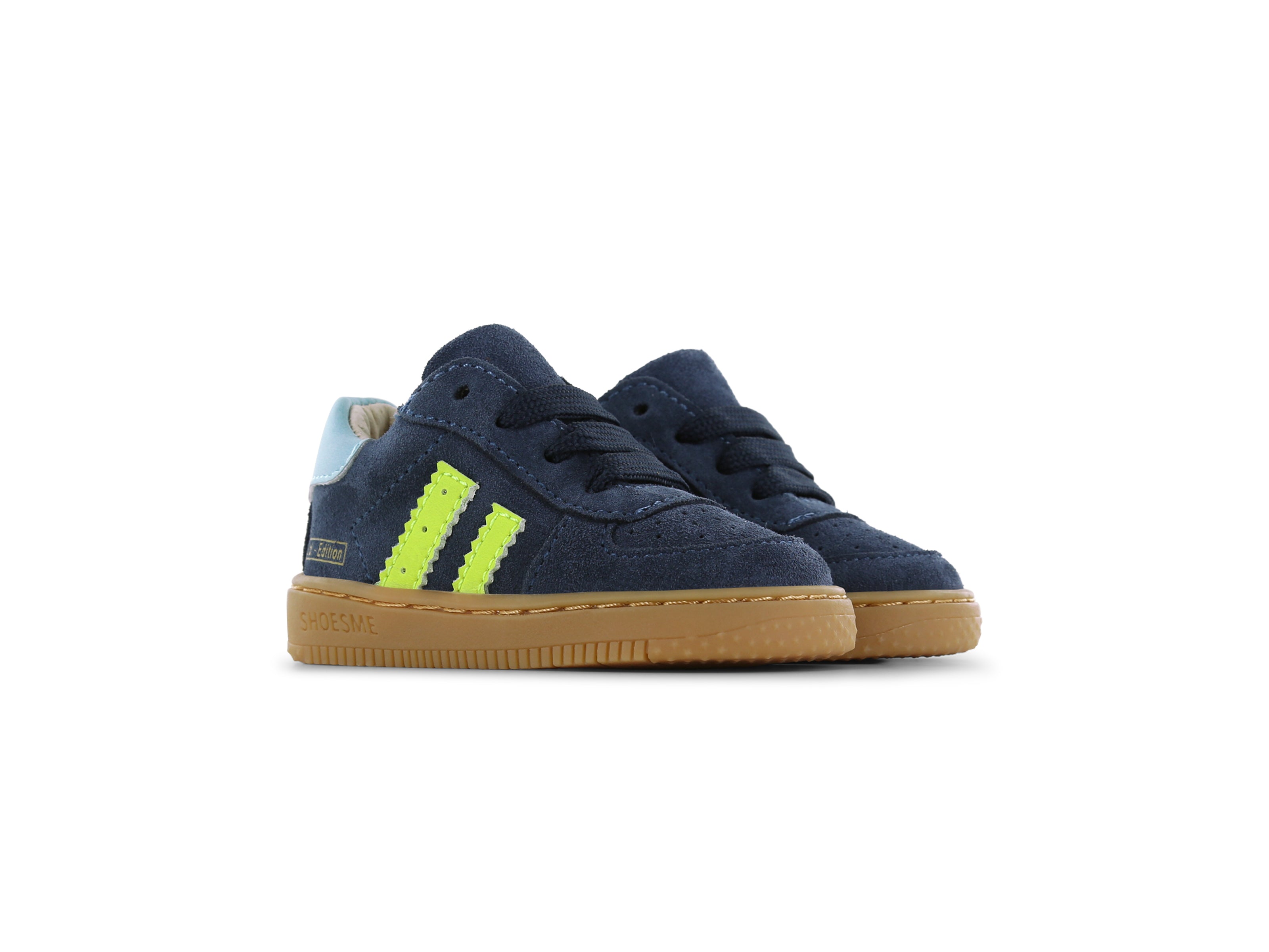 Shoesme Blauw Suède Sneakertje aanzicht paar