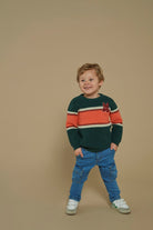 Sturdy Sweater Gebreid - Chasing Trails Sfeerfoto Trui Aan
