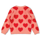 Jubel Vest Gebreid AOP - Queen Of Hearts Detail: "Detail van het Jubel Vest Gebreid AOP - Queen Of Hearts, gemaakt van 100% nylon met een charmante hartontwerp print." Achterzijde