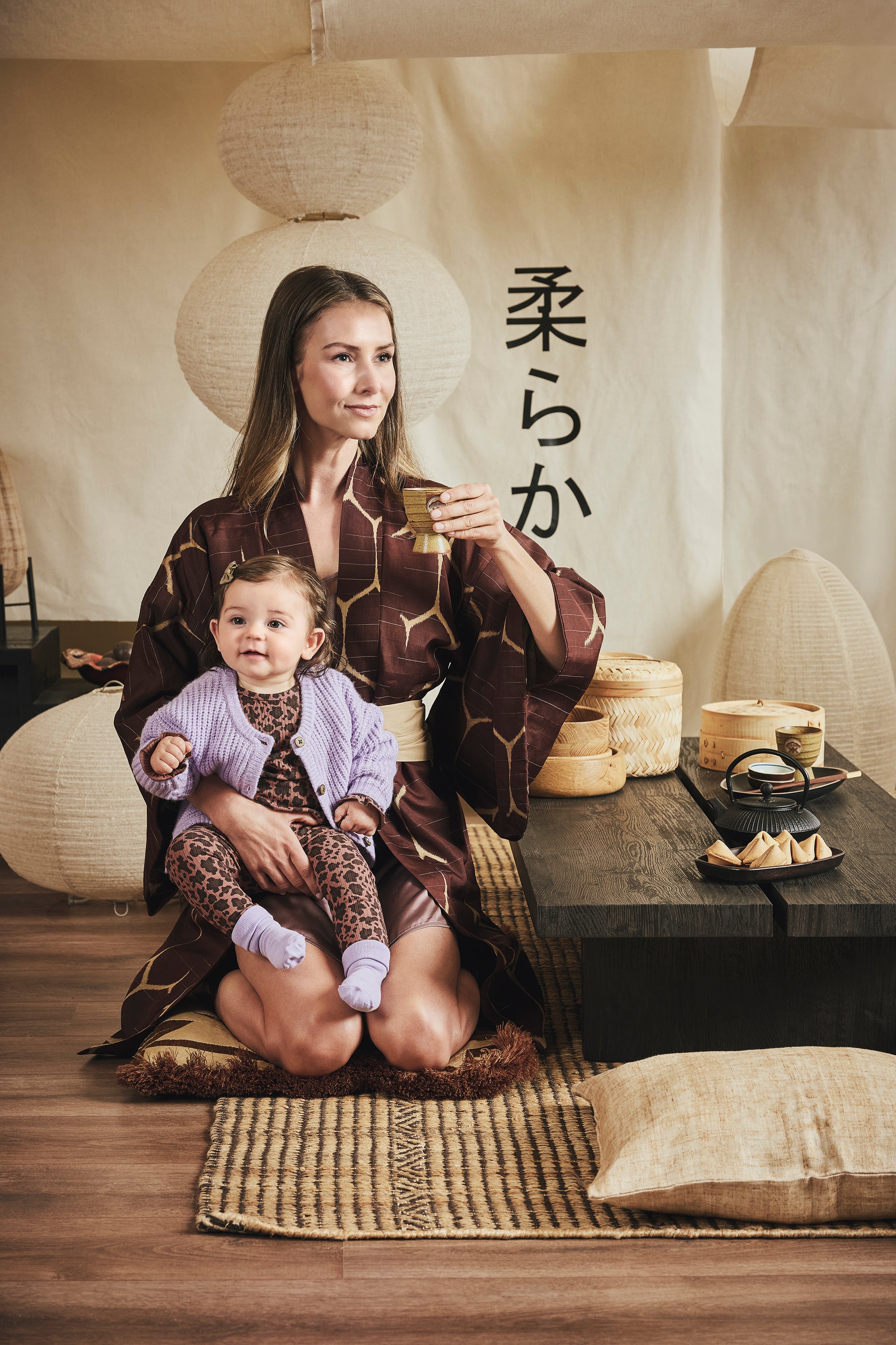 Z8 Isha Jersey Jumpsuit  - Amber Brown/AOP sfeer foto