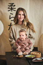 Z8 Ramy Sweater - Amber Brown/AOP Sfeerfoto